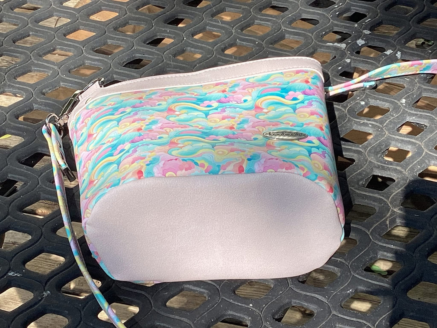 Dreamy abstract preorder round 40
