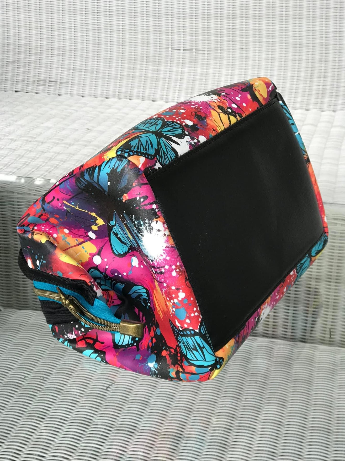 Graffiti butterfly preorder round 41