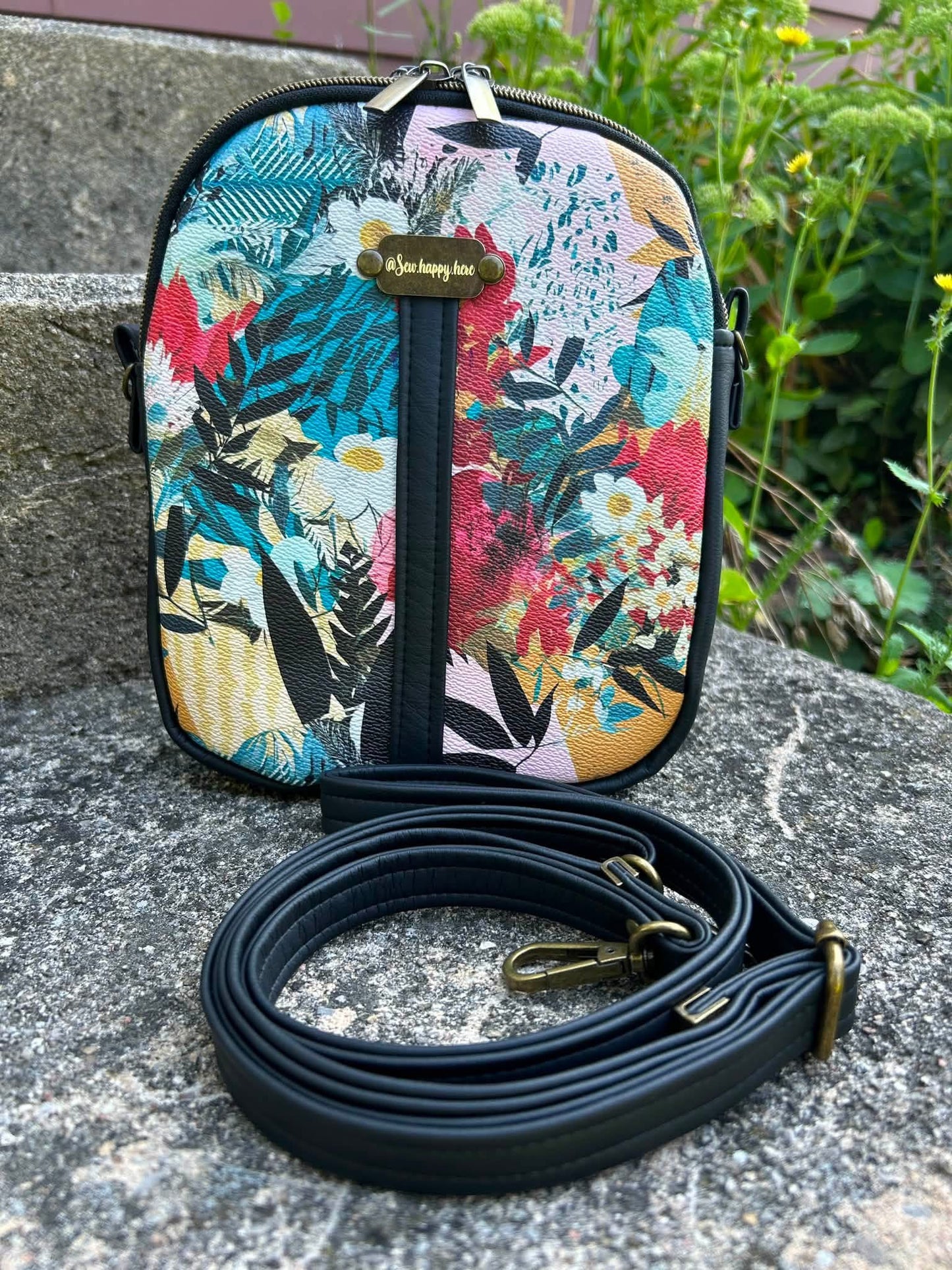 Abstract floral preorder round 41