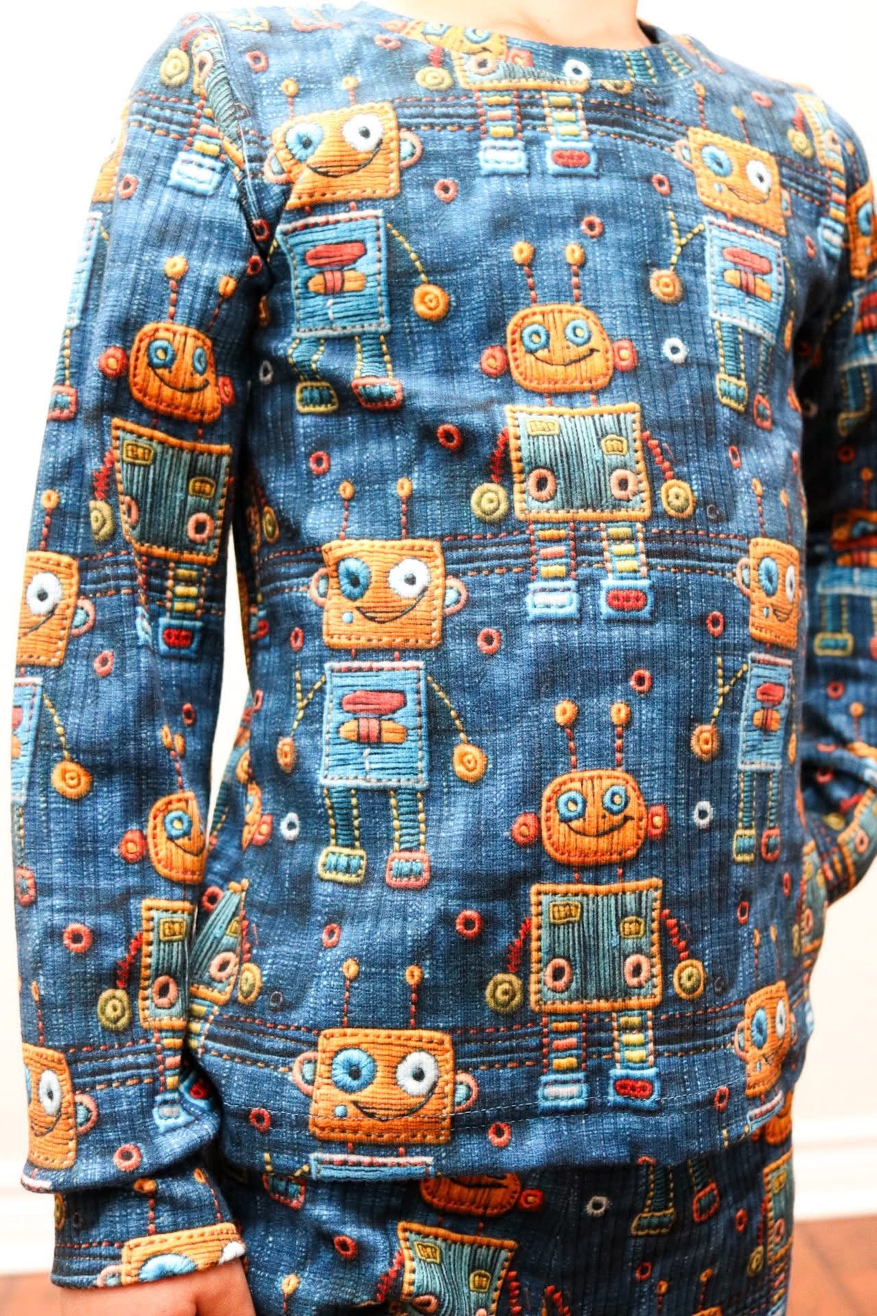 Denim robots round 26 retail