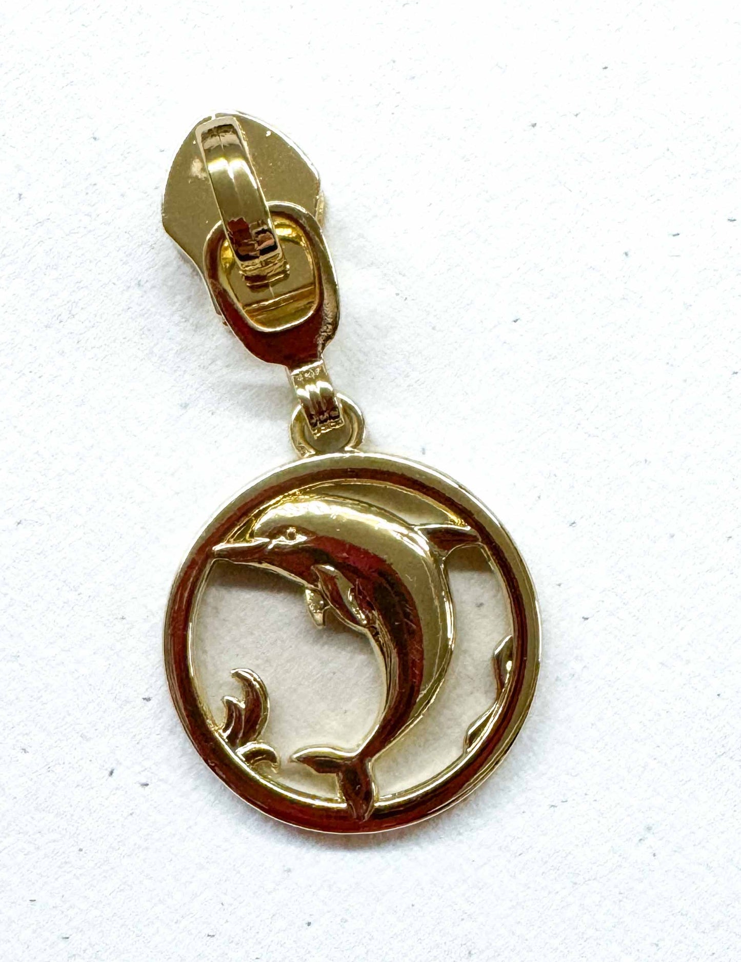 Dolphin pull (new)
