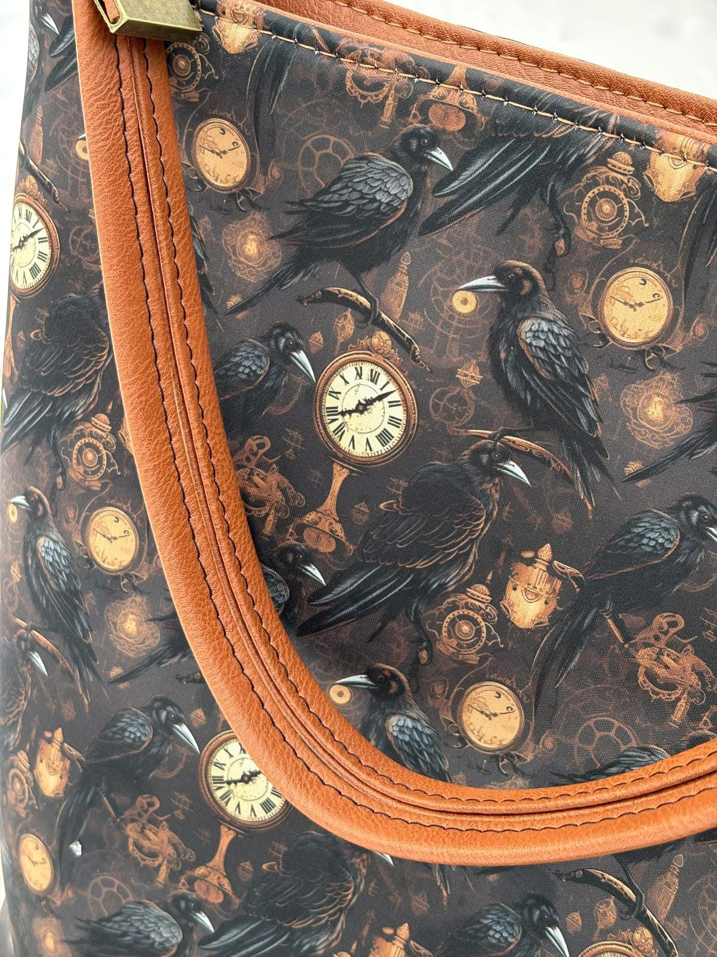 Steampunk ravens round 36 retail