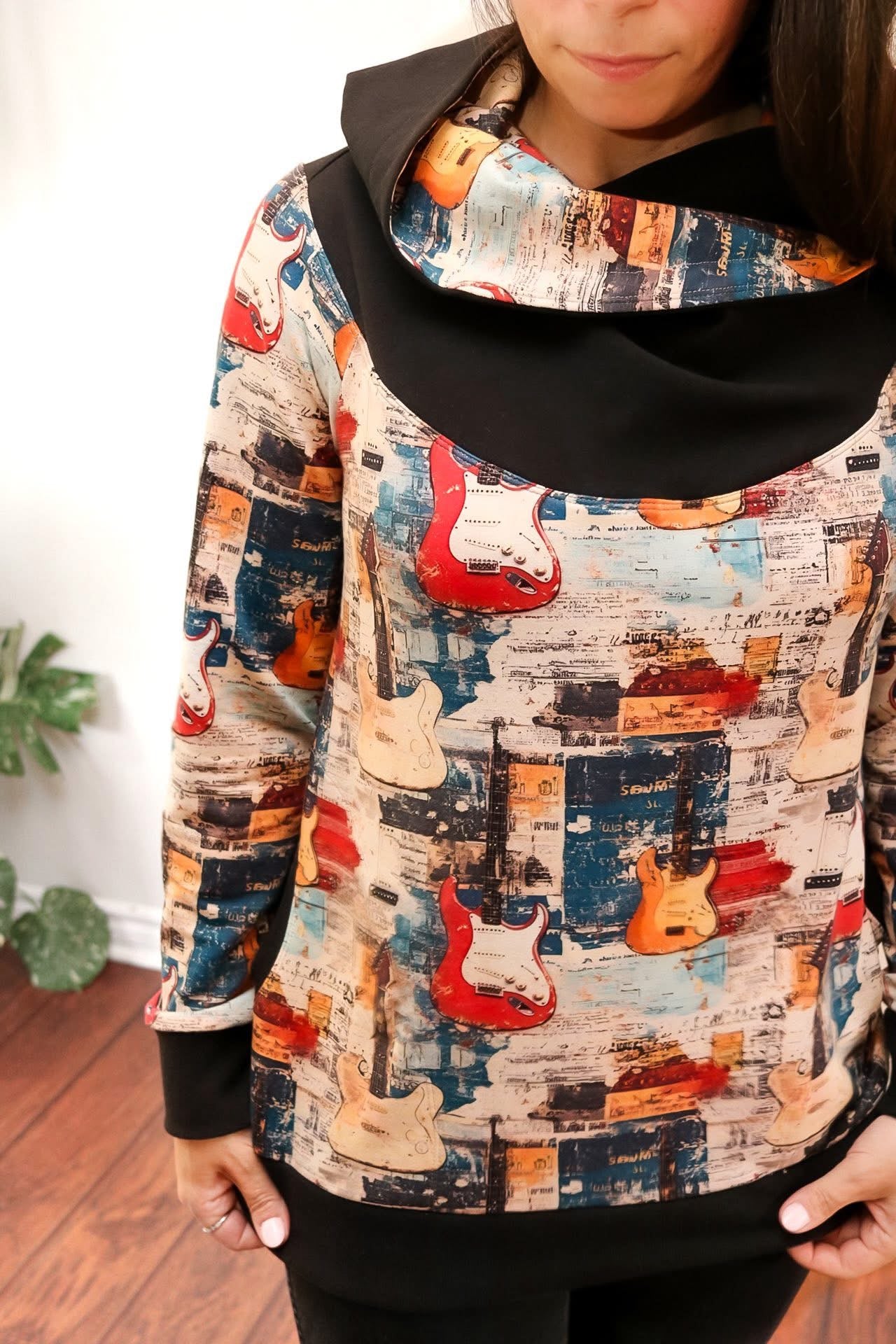 Grunge electric guitar round 27 retail