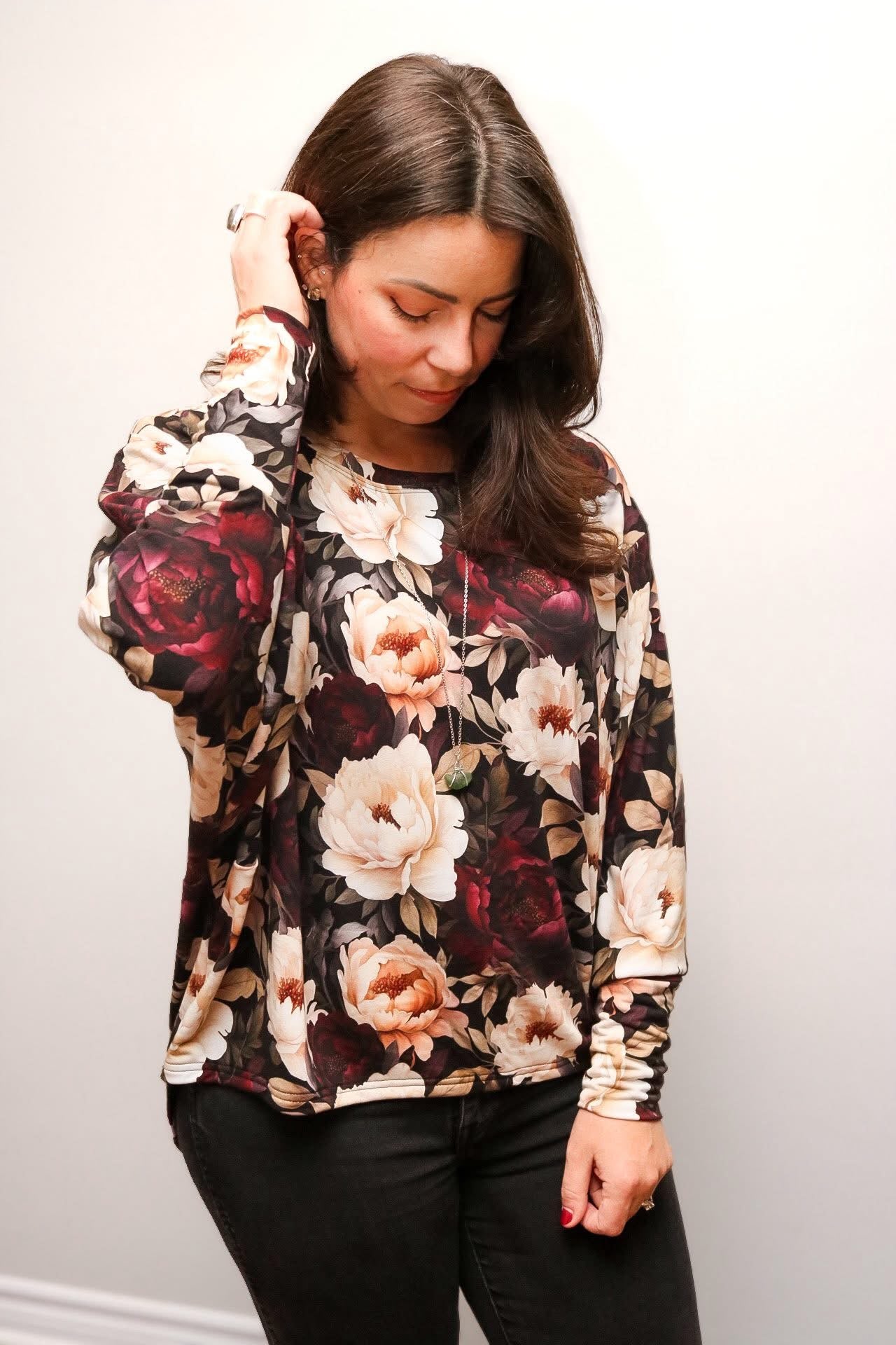 Burgundy peonies preorder round 31