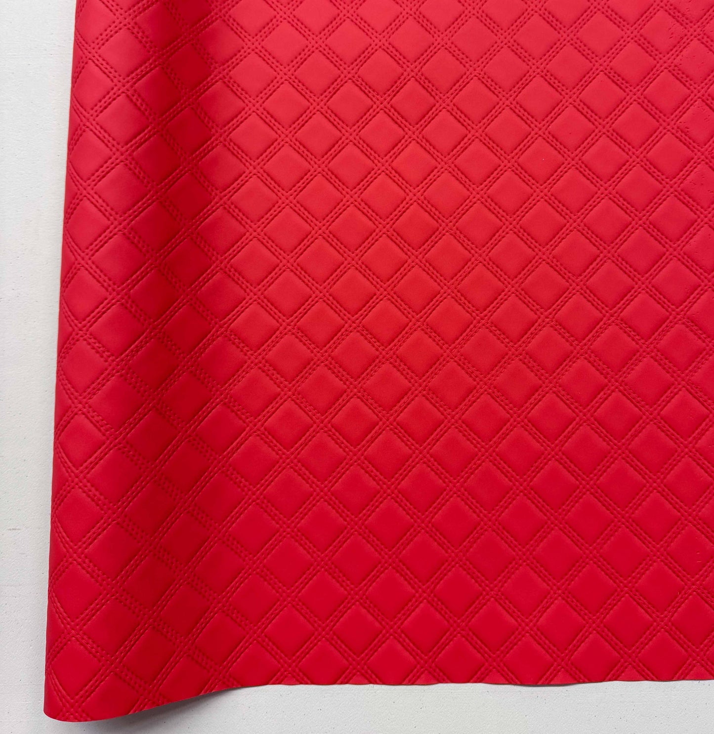 Pre-quilted vinyl (new)