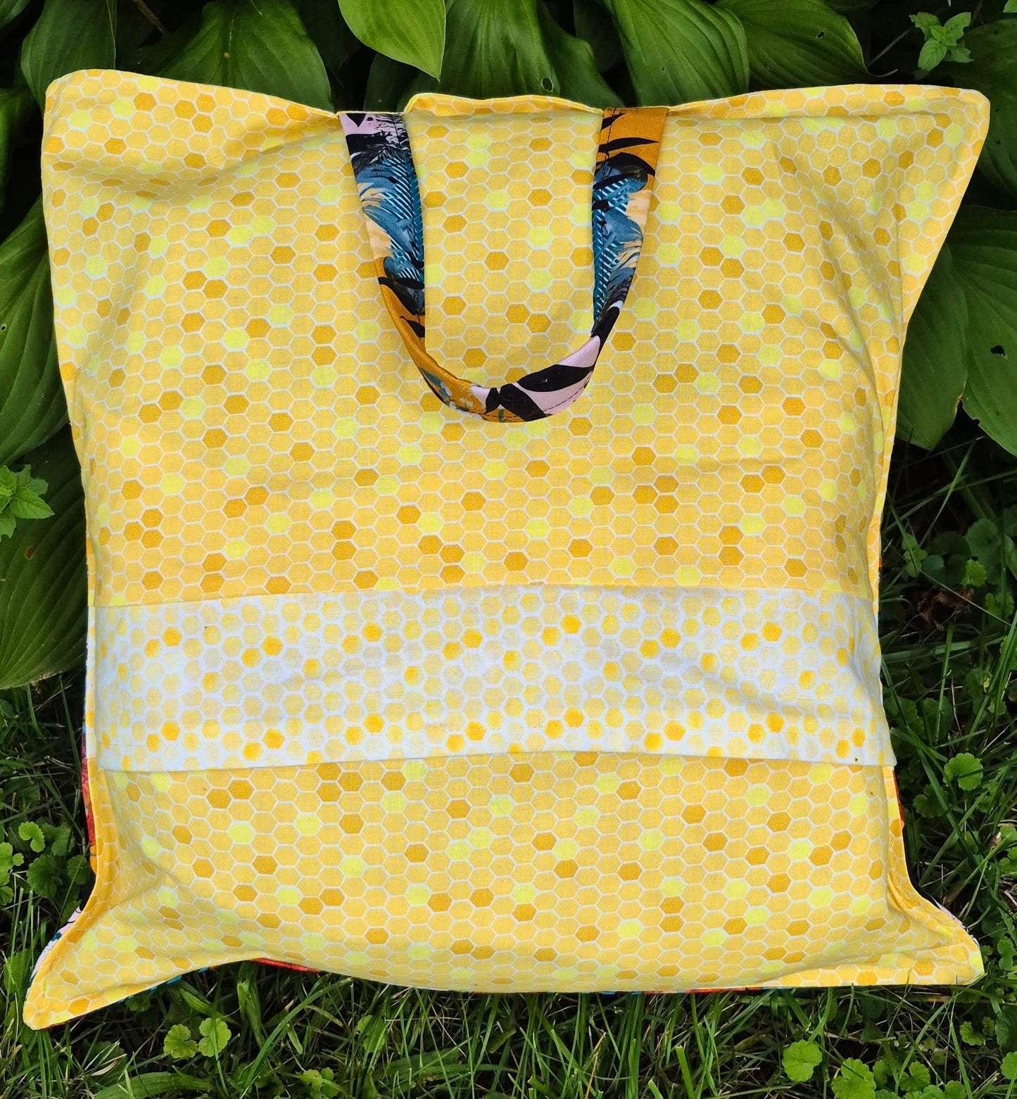 Abstract floral preorder round 41