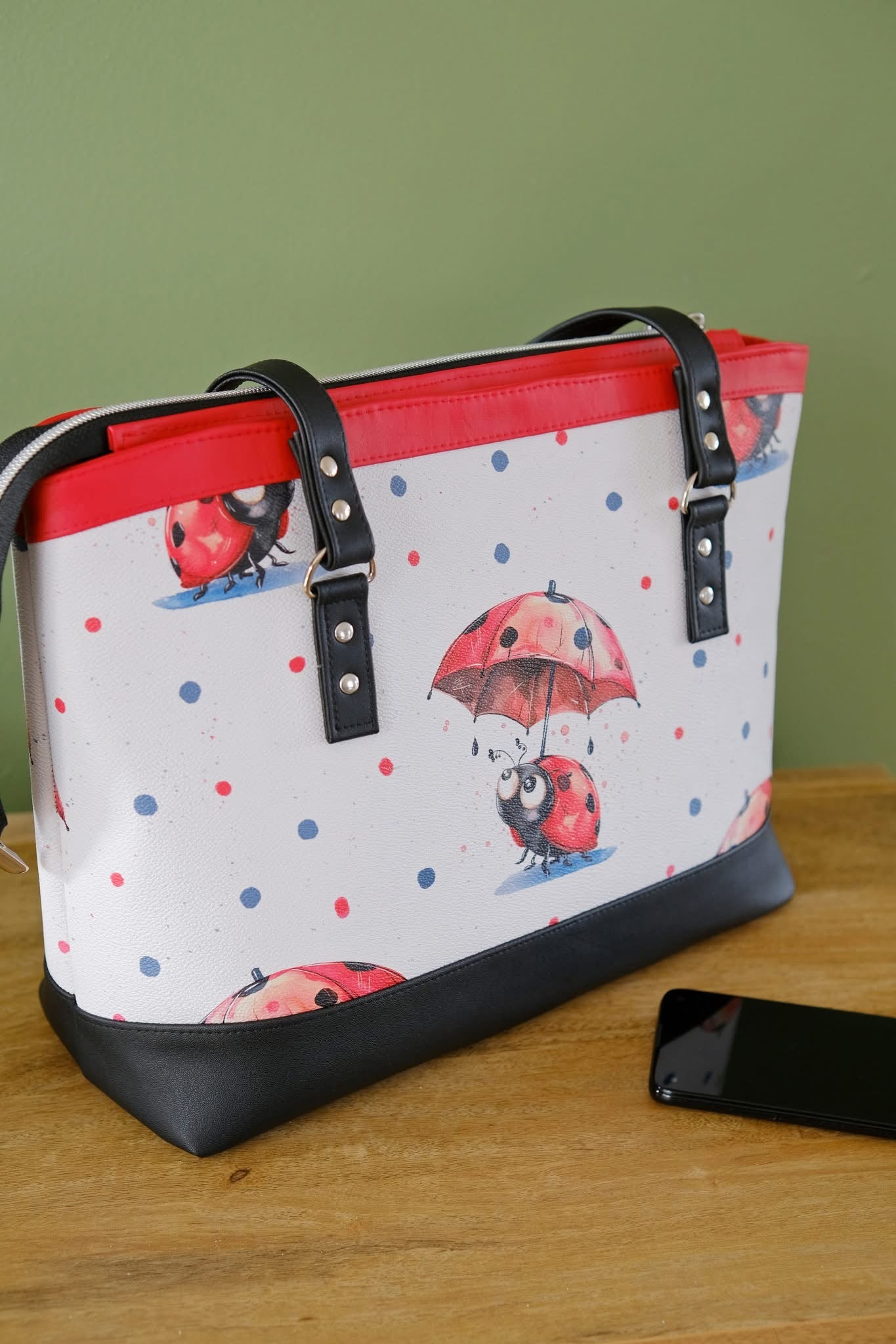 Lady bug quilt show retail