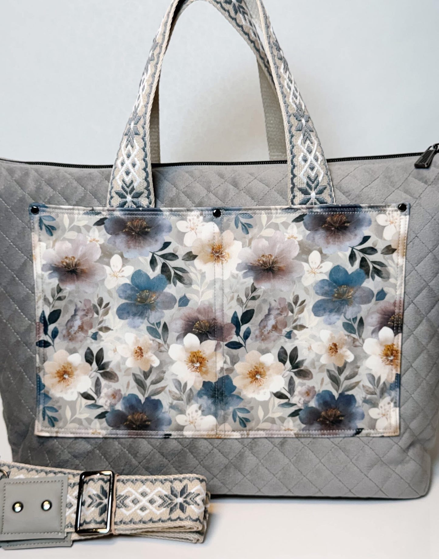 Heirloom florals round 37 retail