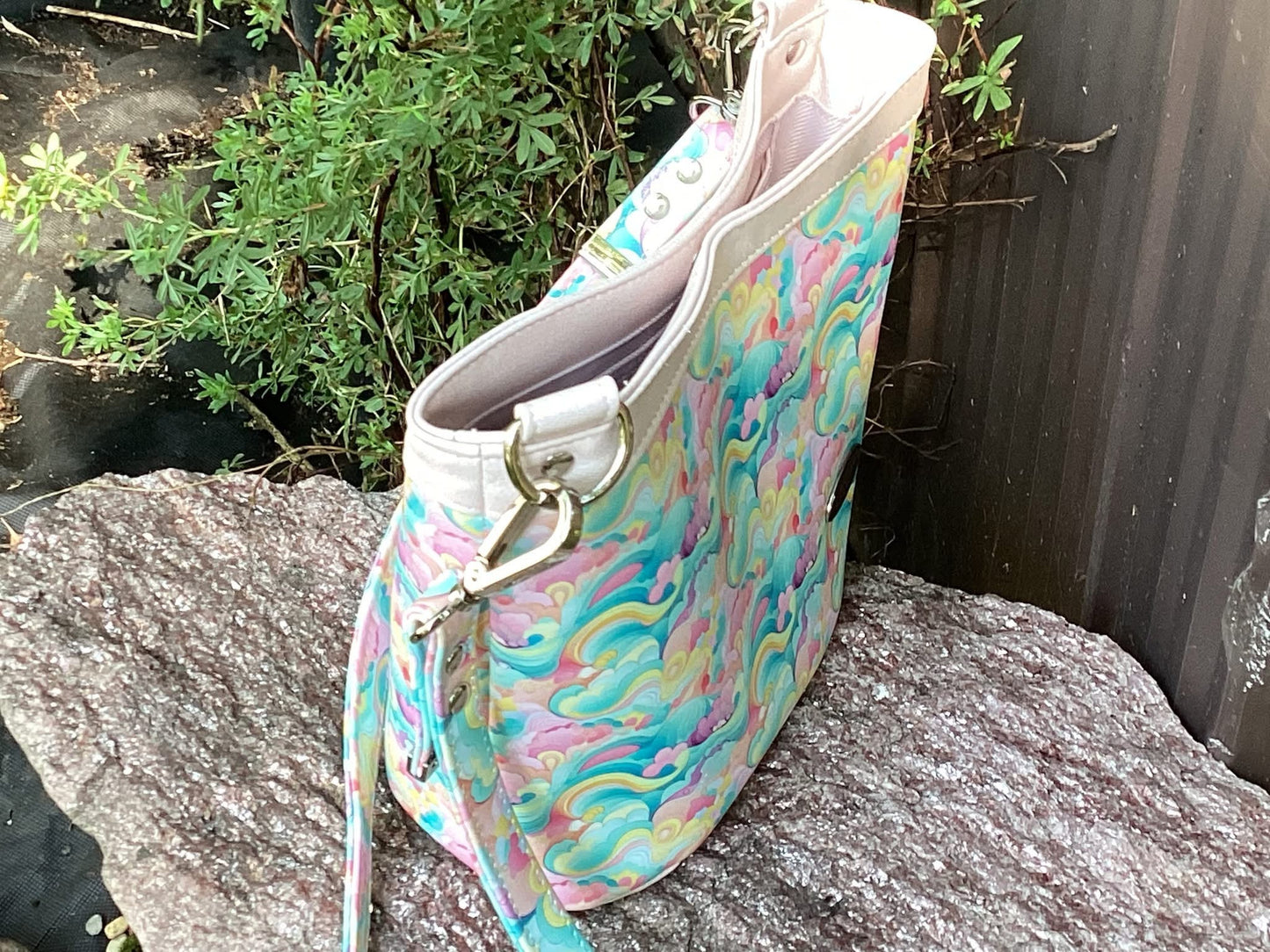 Dreamy abstract preorder round 40