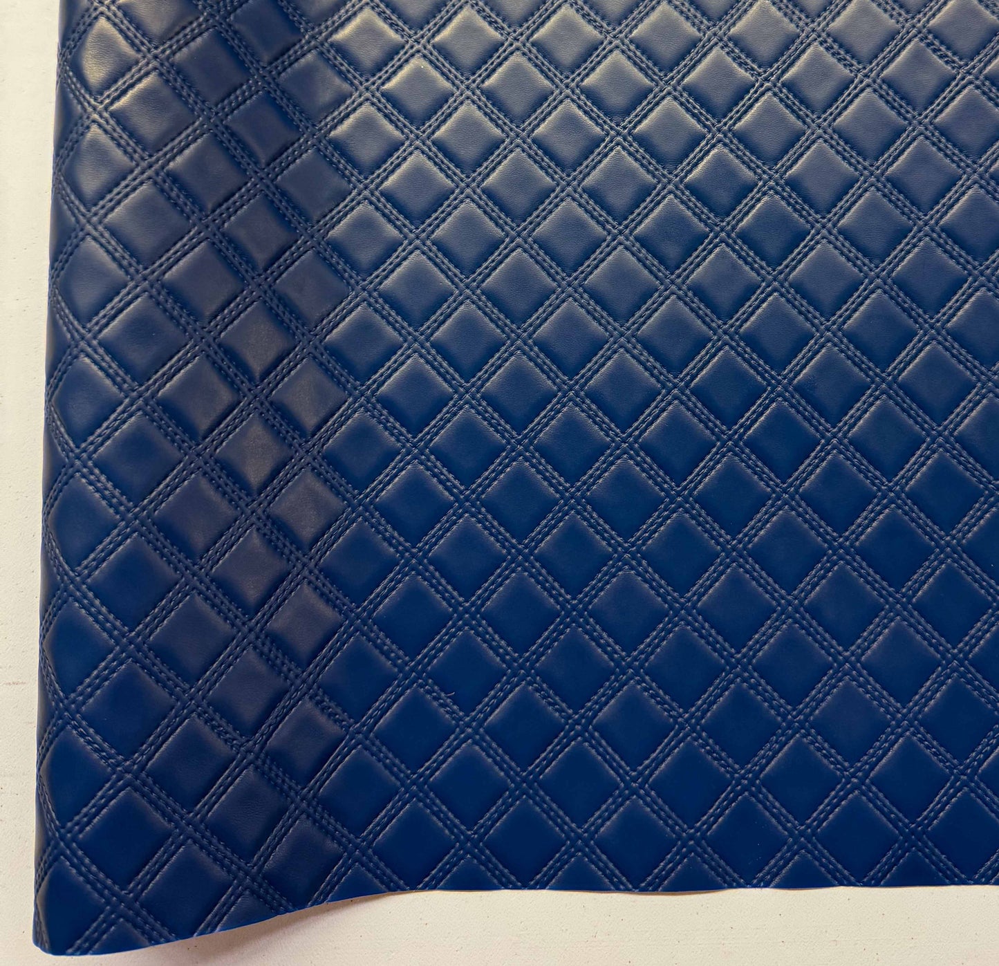 Pre-quilted vinyl (new)