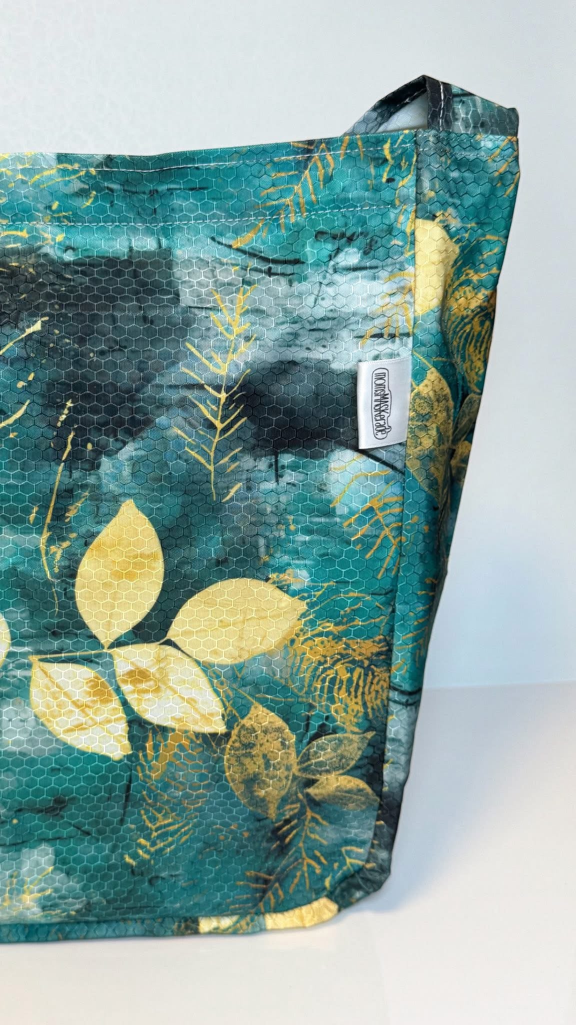 Granton leaf round 37 retail