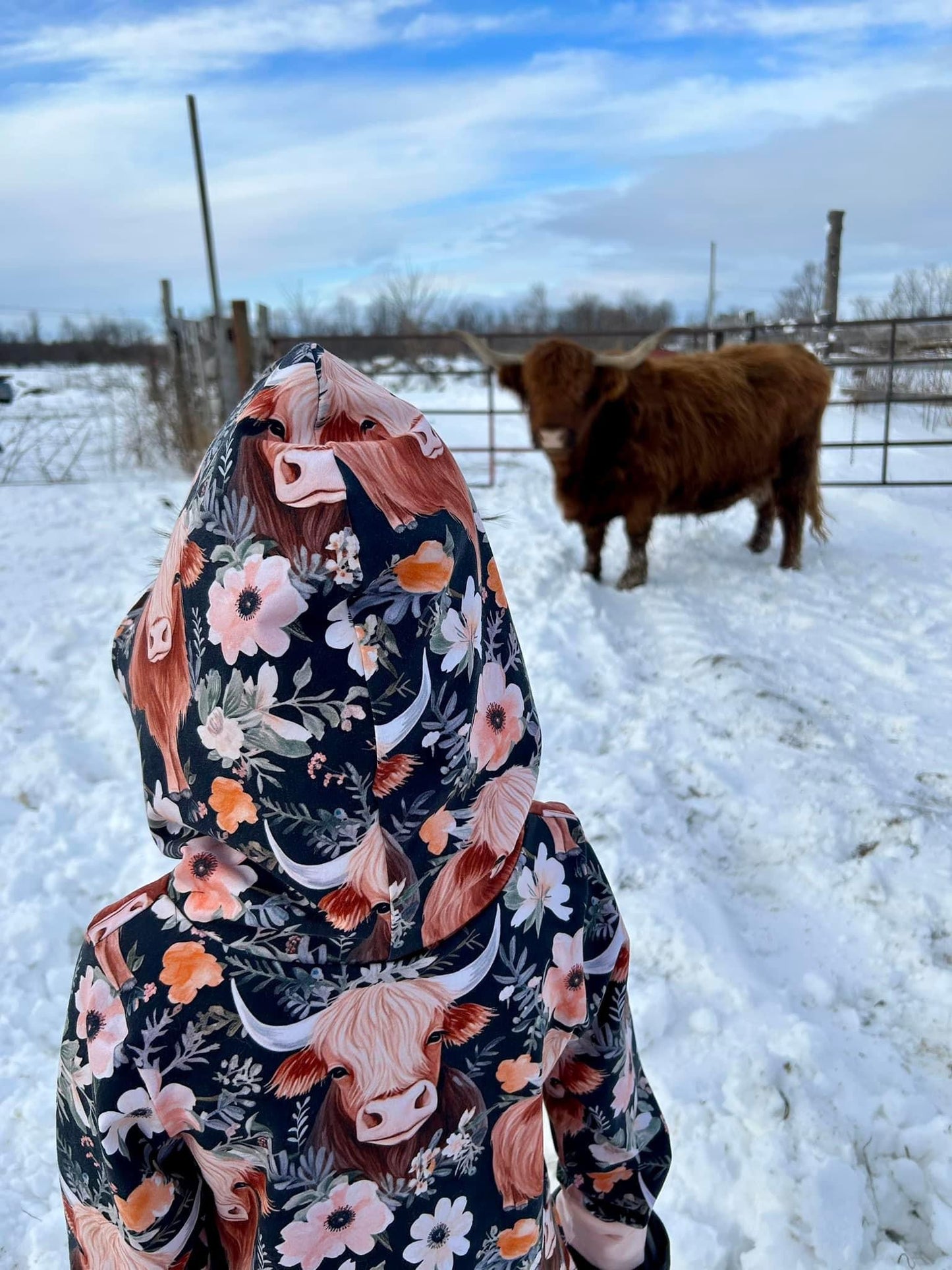 Dark highland cow quilt show retail