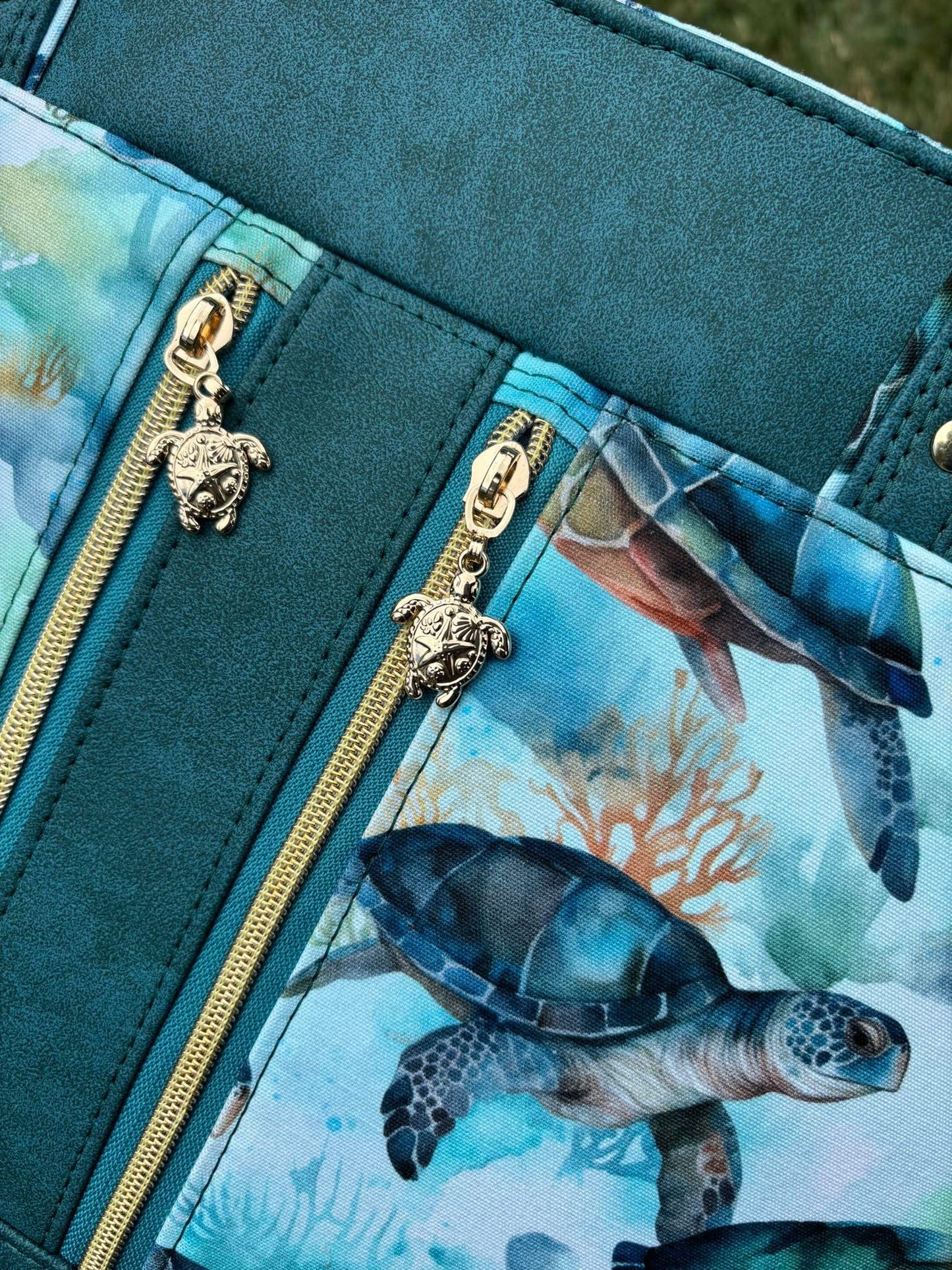 Sea turtle round 28 retail