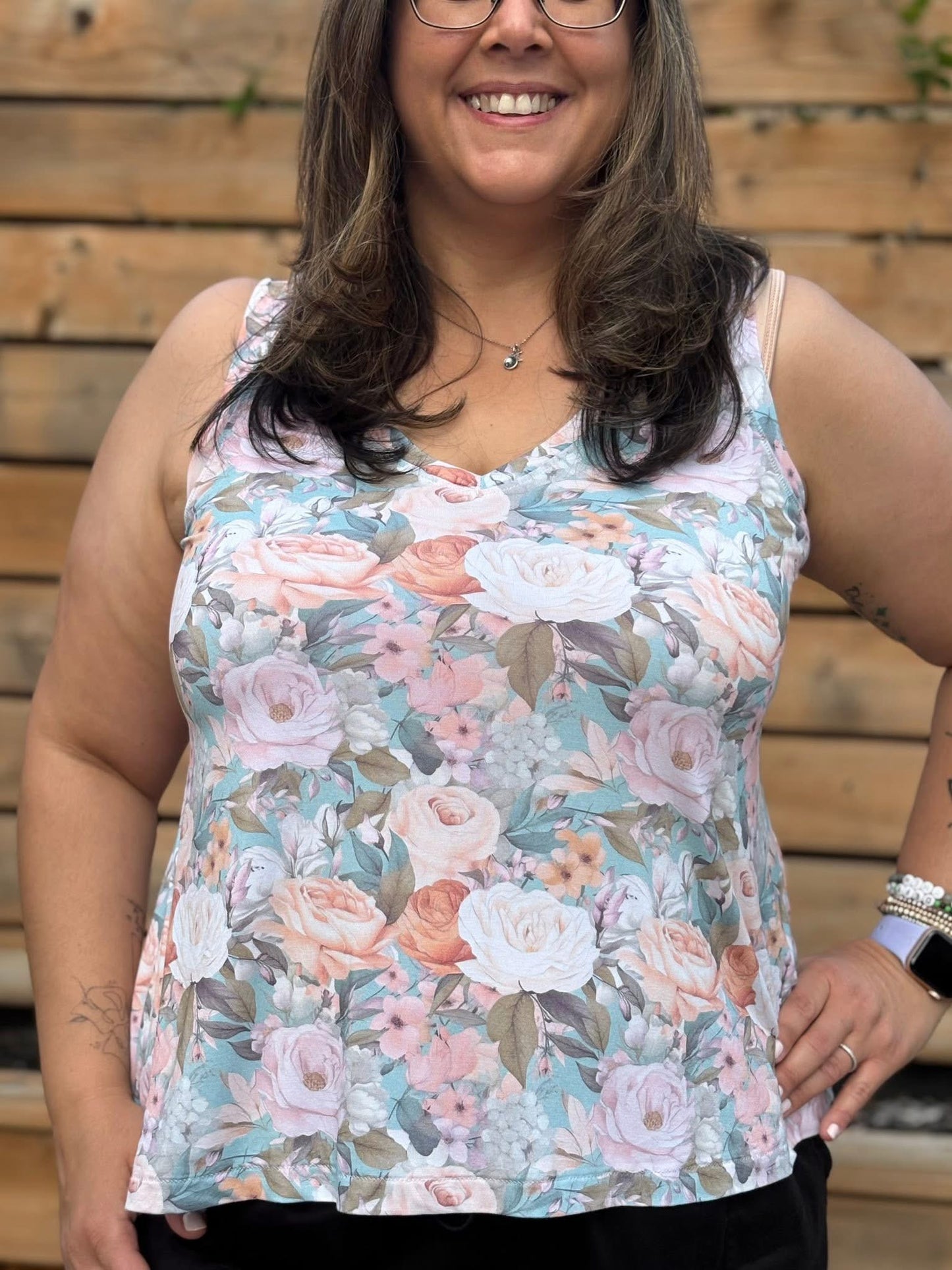 Soft floral round 28 retail