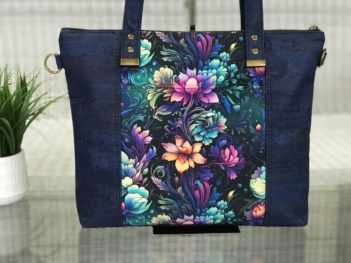 Vivid round 23 retail