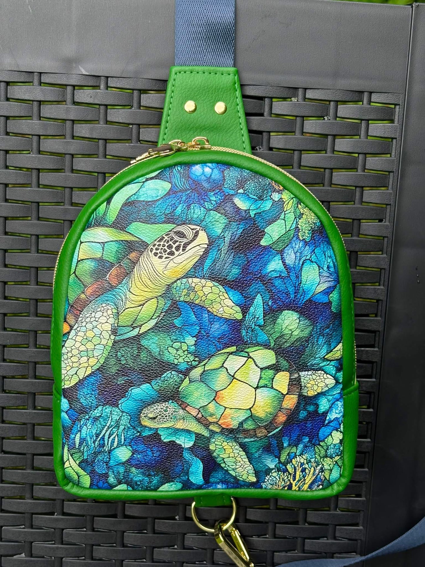 Stained glass turtles preorder round 40