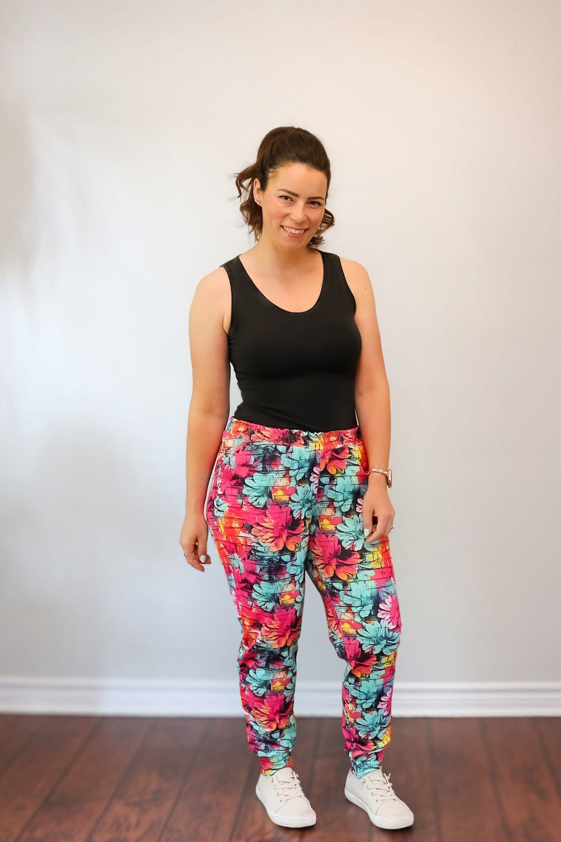 Floral graffiti round 28 retail