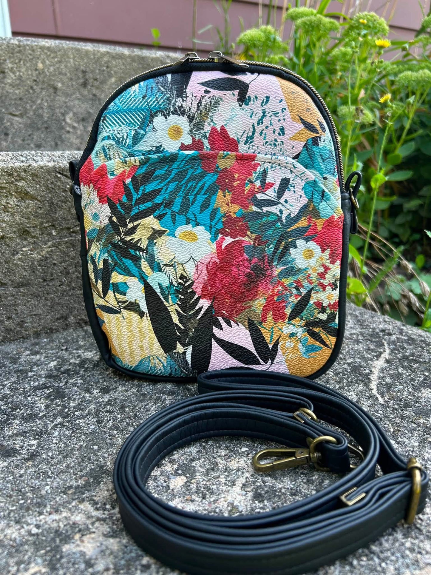 Abstract floral preorder round 41
