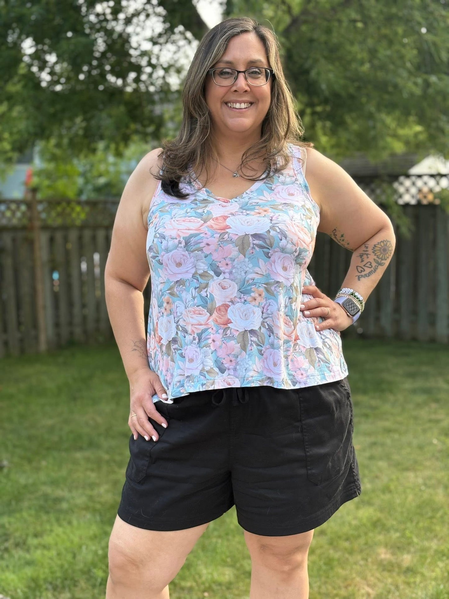 Soft floral round 28 retail