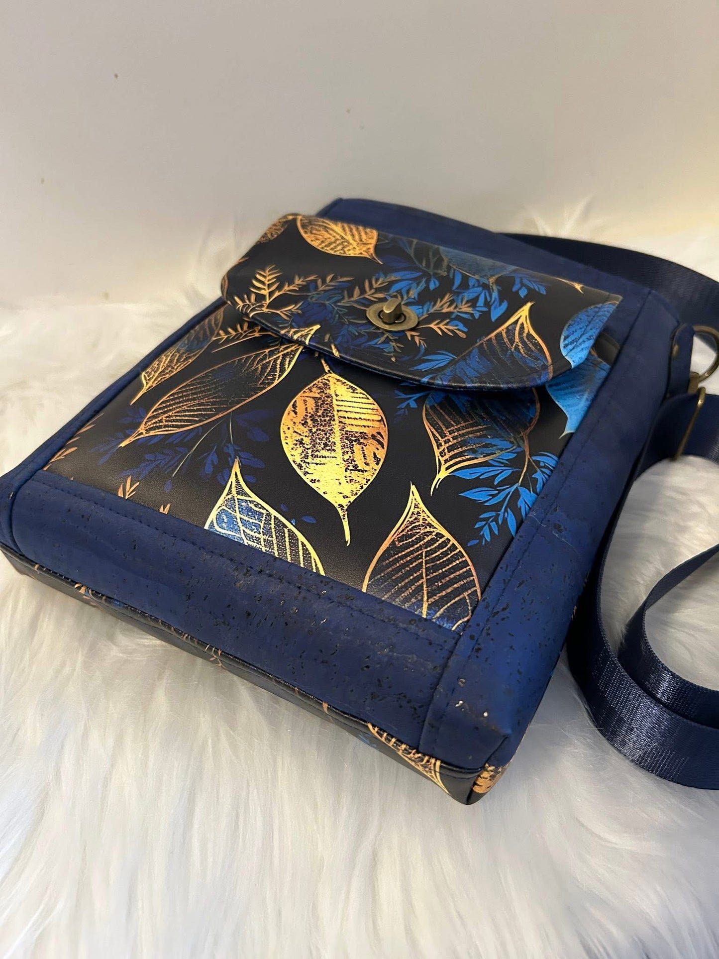 Golden turquoise leaf preorder round 34