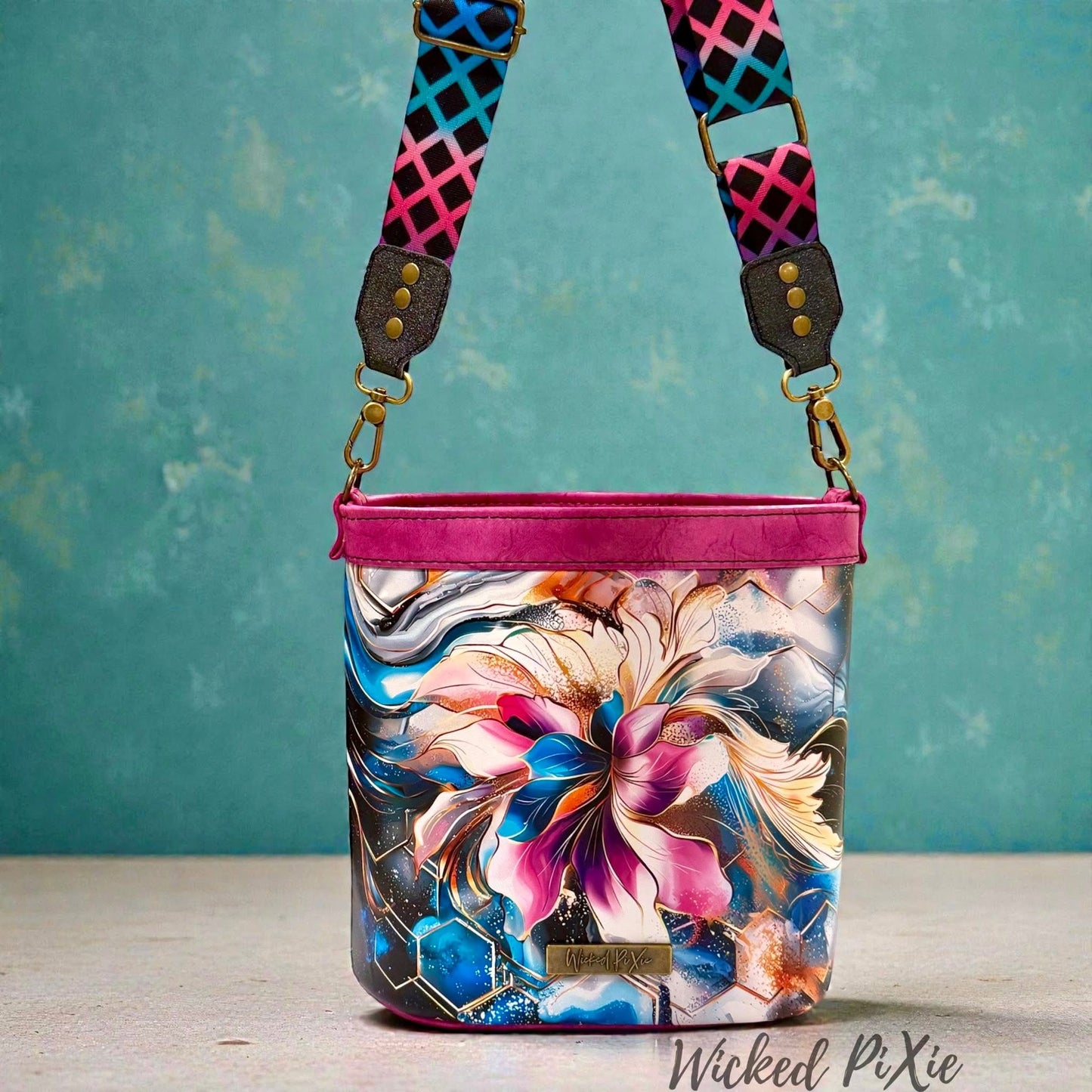 Alvena preorder round 33