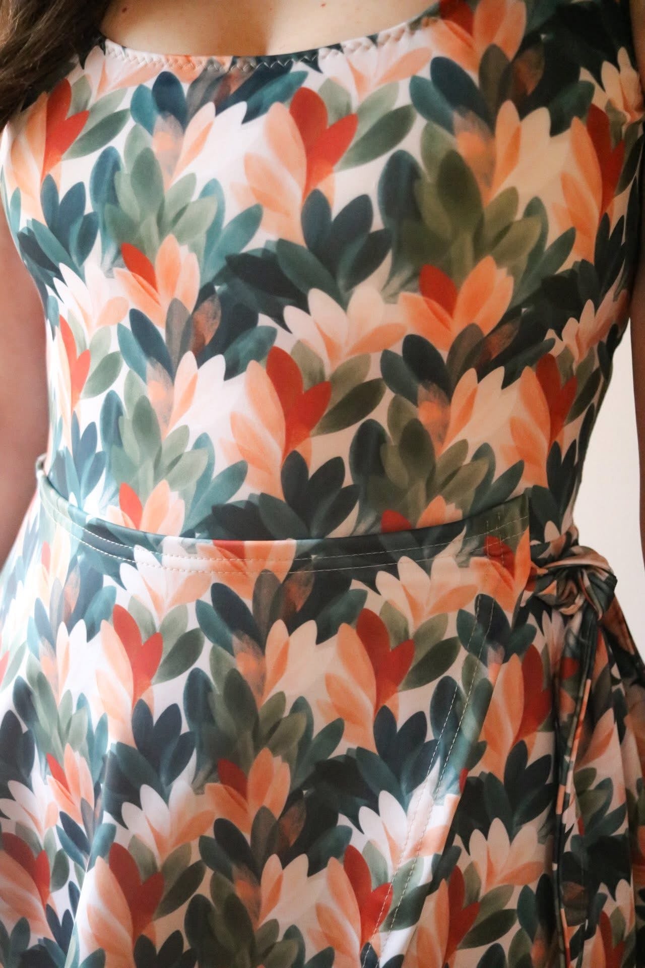 Layered leaves round 37 retail