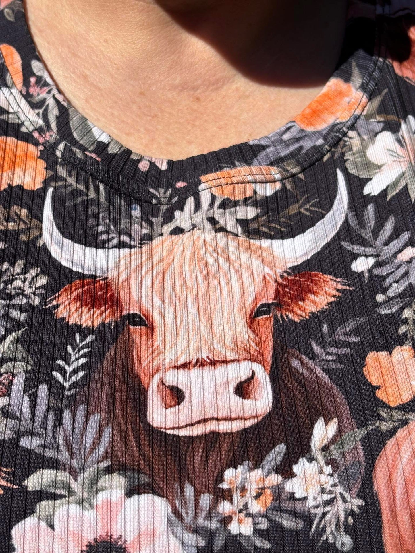 Dark highland cow preorder round 30