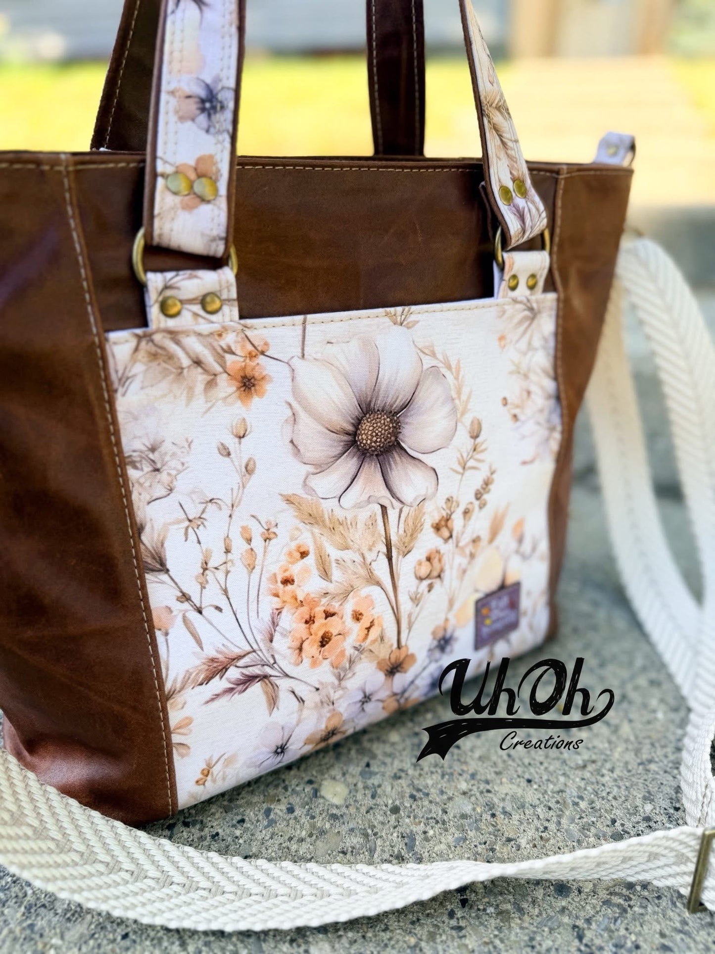 Pressed flowers preorder round 30
