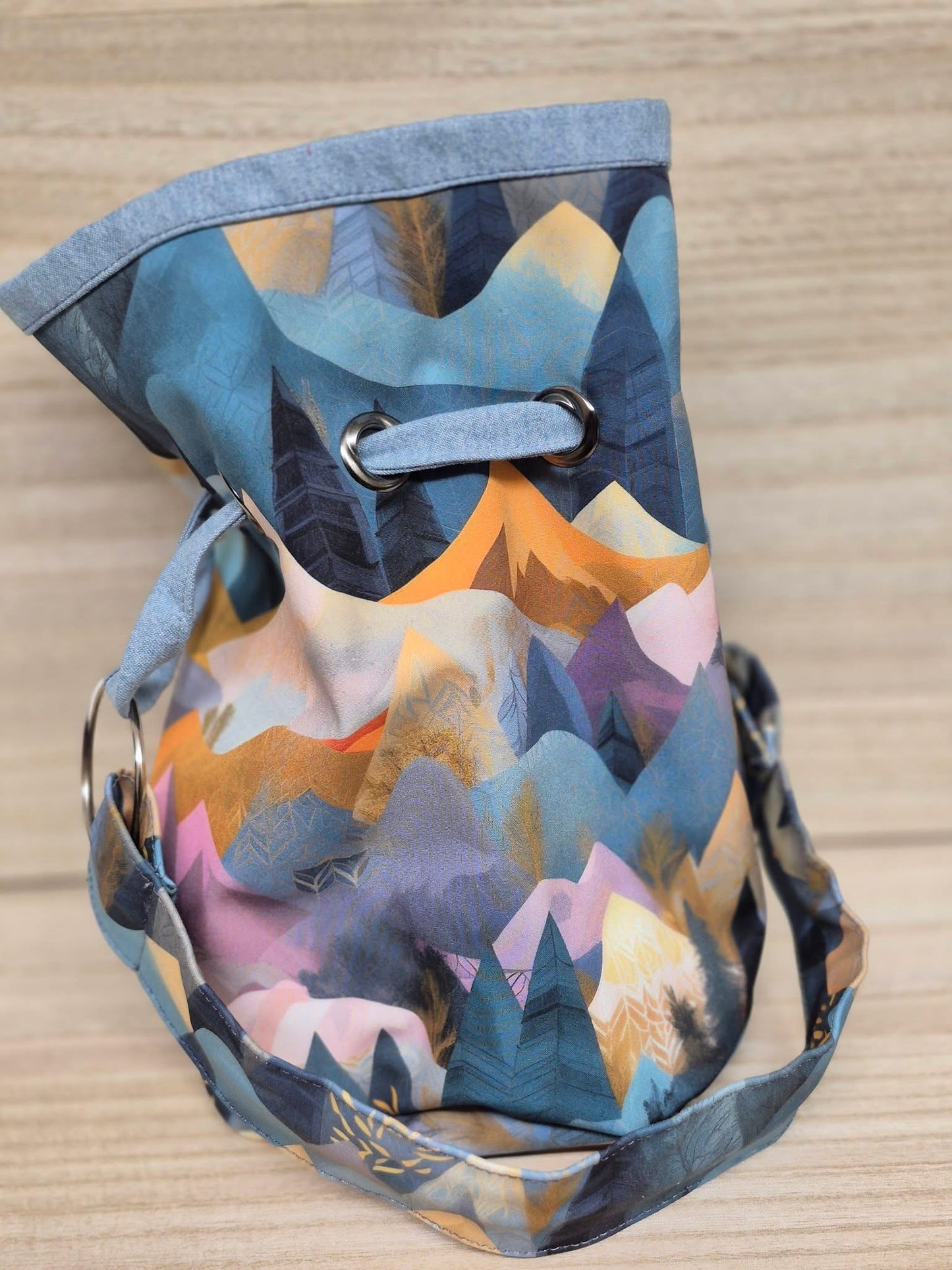 Magic mountains round 35 retail