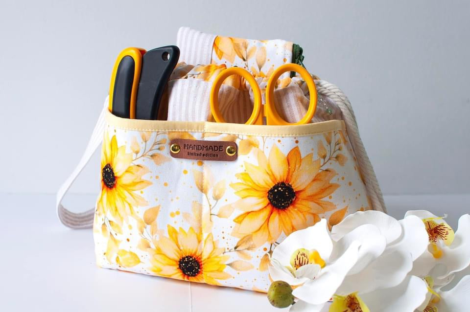 Sunflowers preorder round 31.5