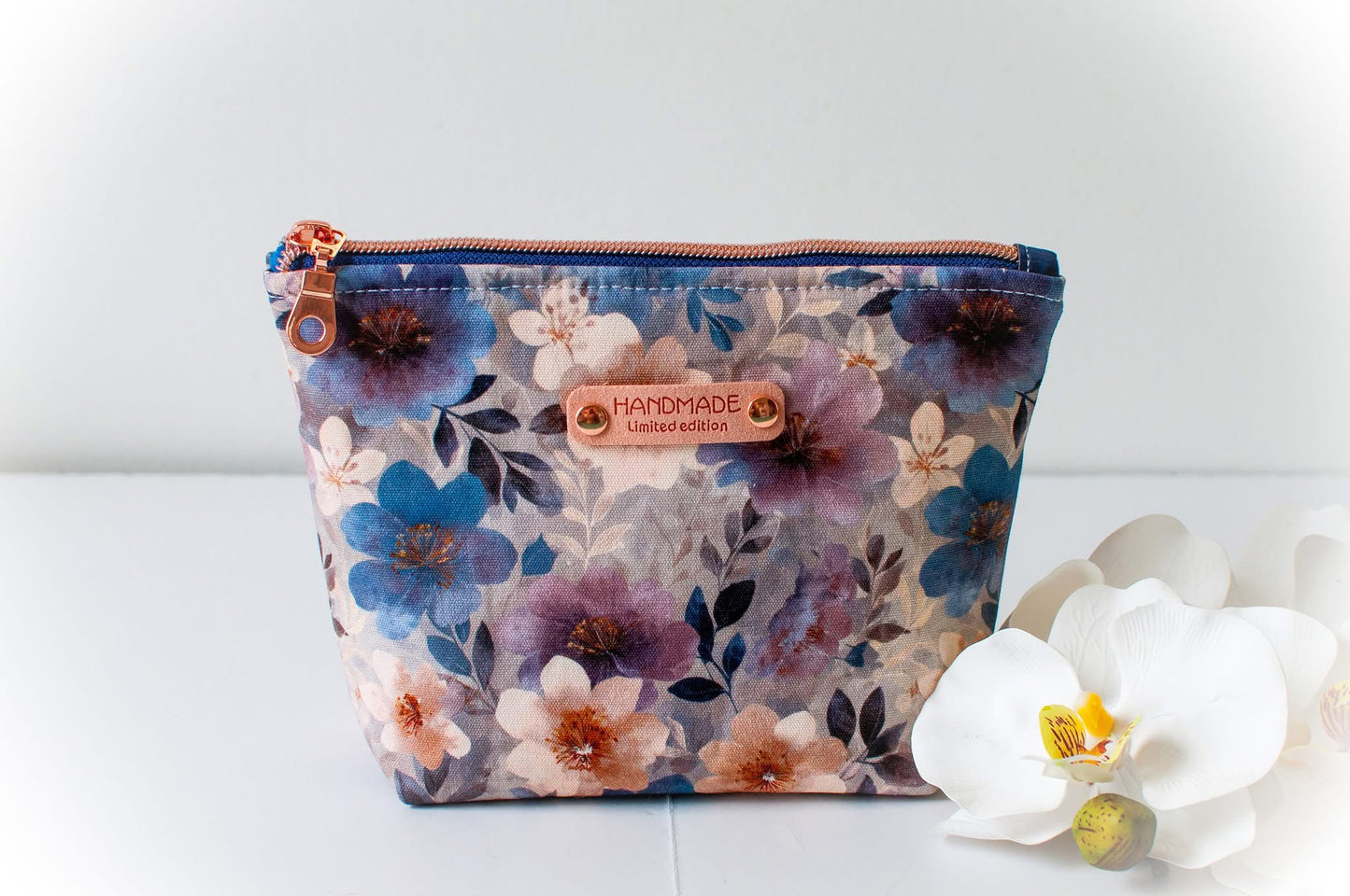 Heirloom florals round 37 retail