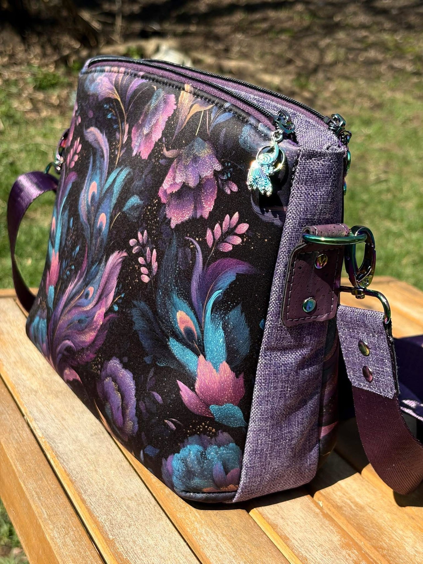 Peacock flowers round 37 retail