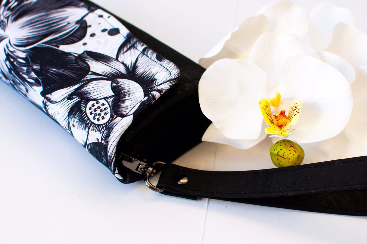 Nocturnal flower preorder round 32