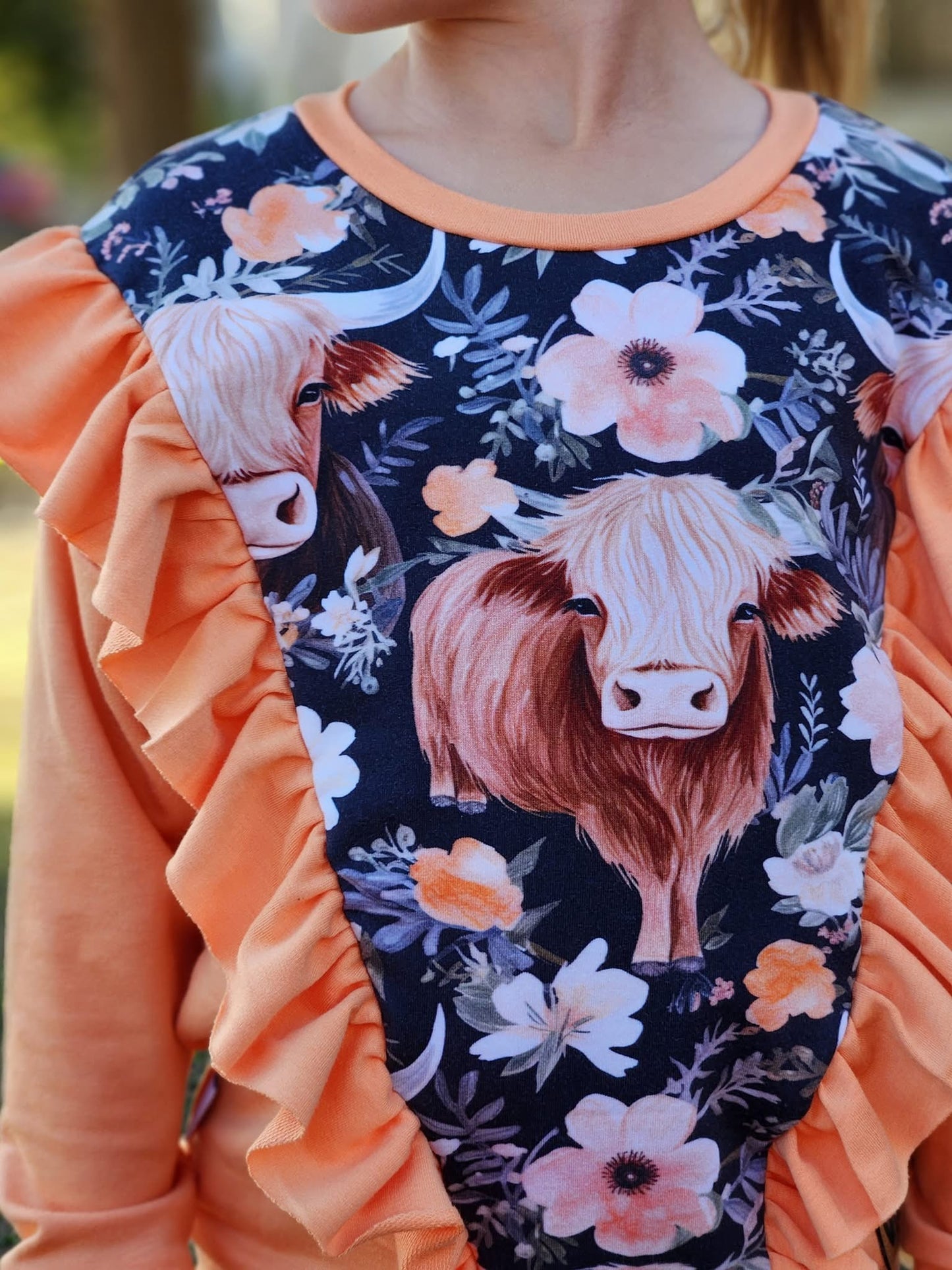 Dark highland cow quilt show retail