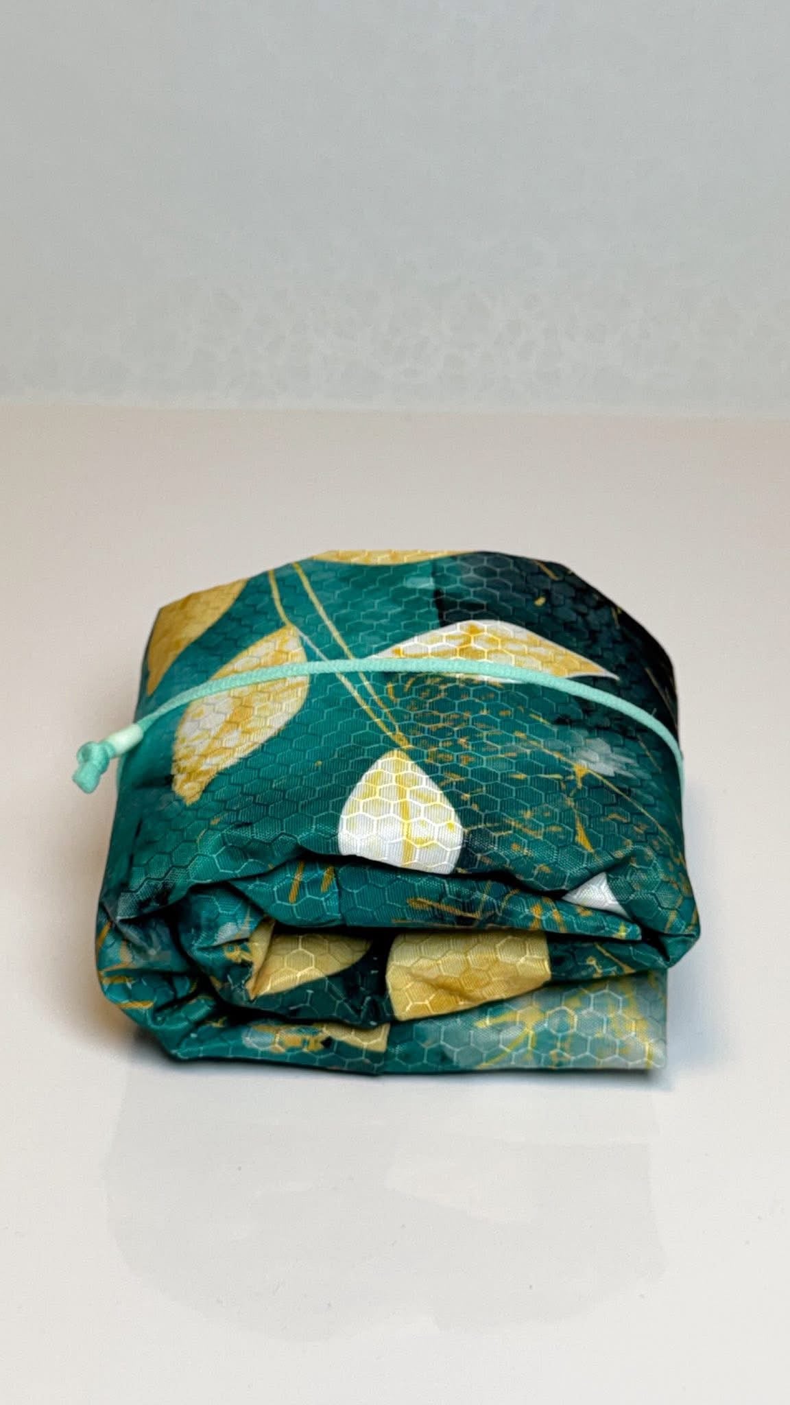 Granton leaf round 37 retail