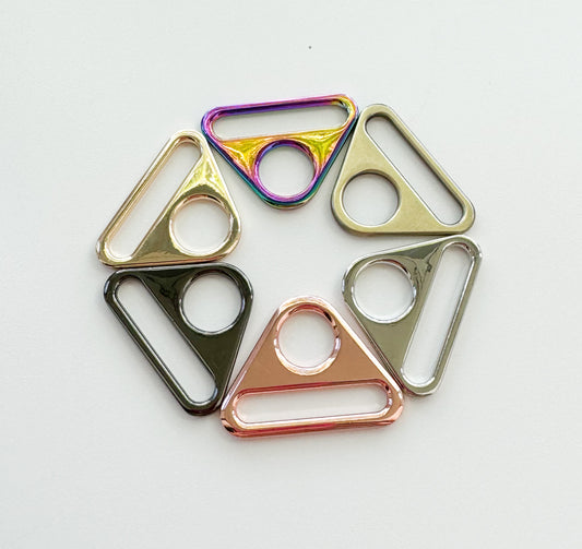 Triangle rings size: 1.5” (38mm)