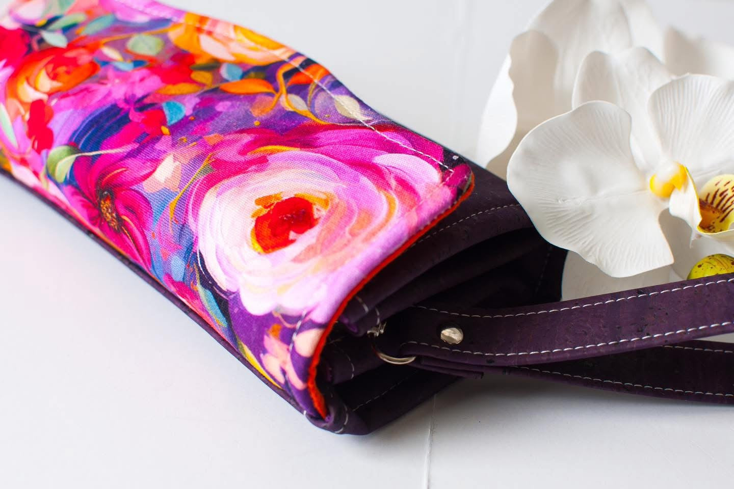 Acrylic roses preorder round 37.5 retail