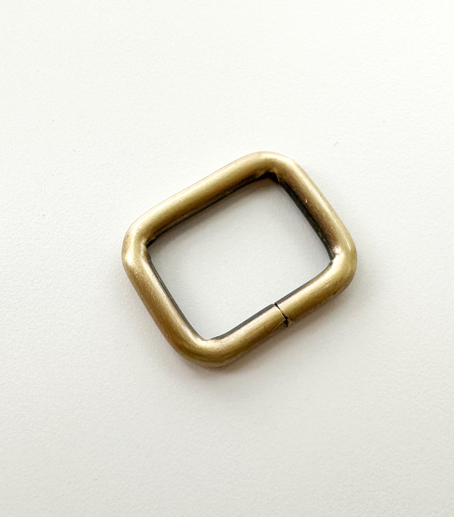 Rectangular rings size: 1” (25mm)