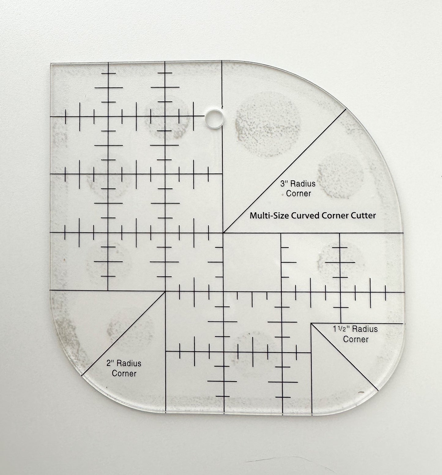 Multi sizes corner ruler