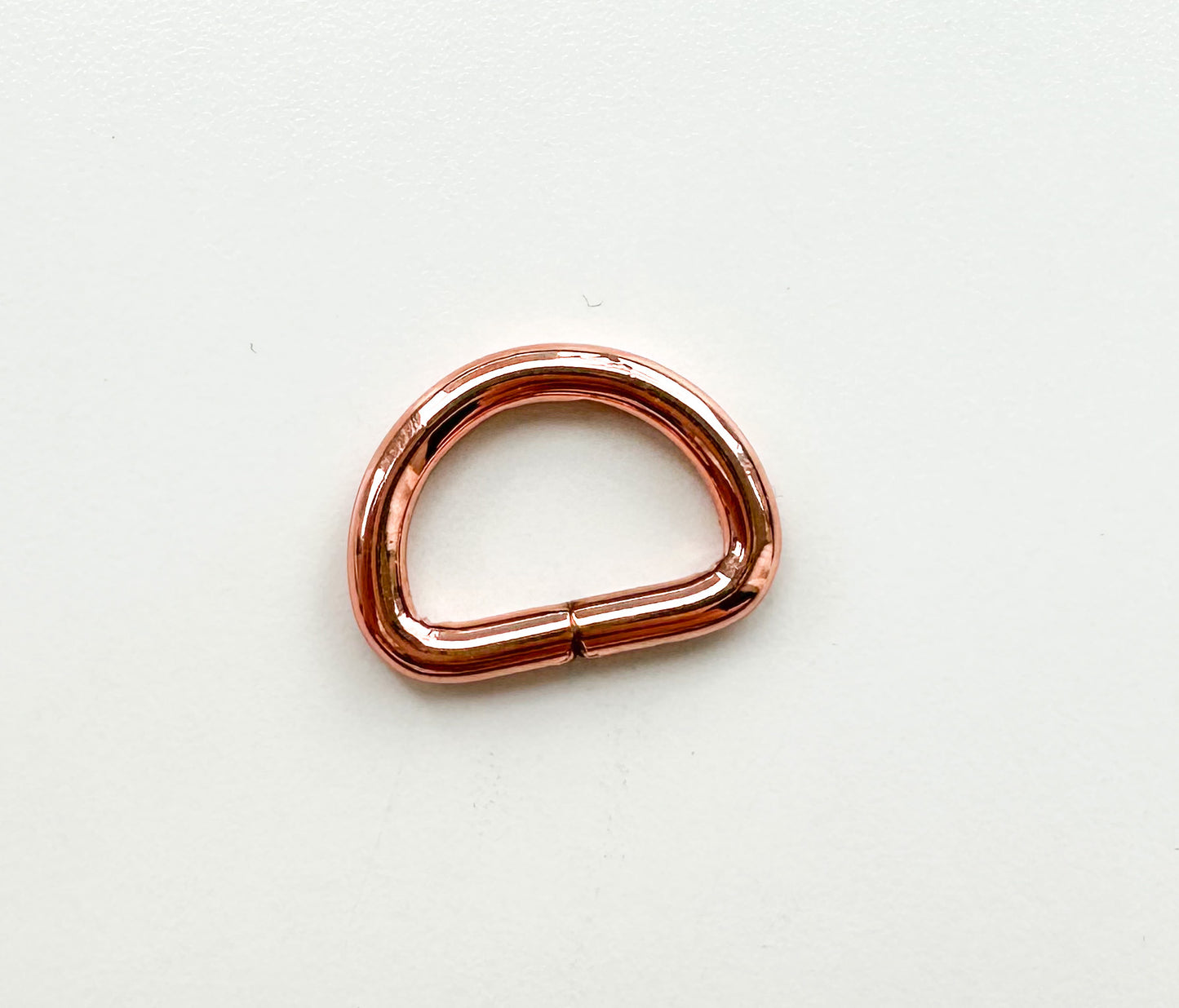 D-ring size: 3/4” (20mm)