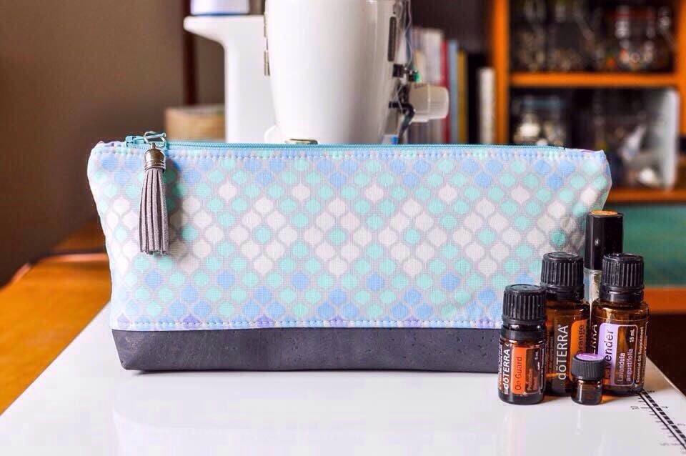 Carla's Creations - Perfect Essential Oil Pouch pattern