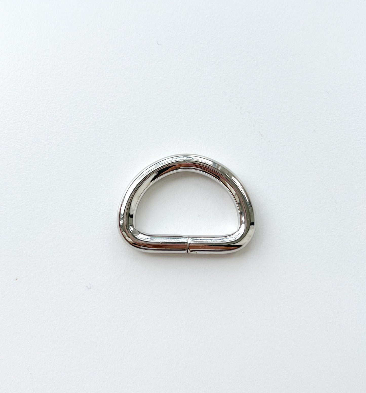 D-ring size: 1” (25mm)