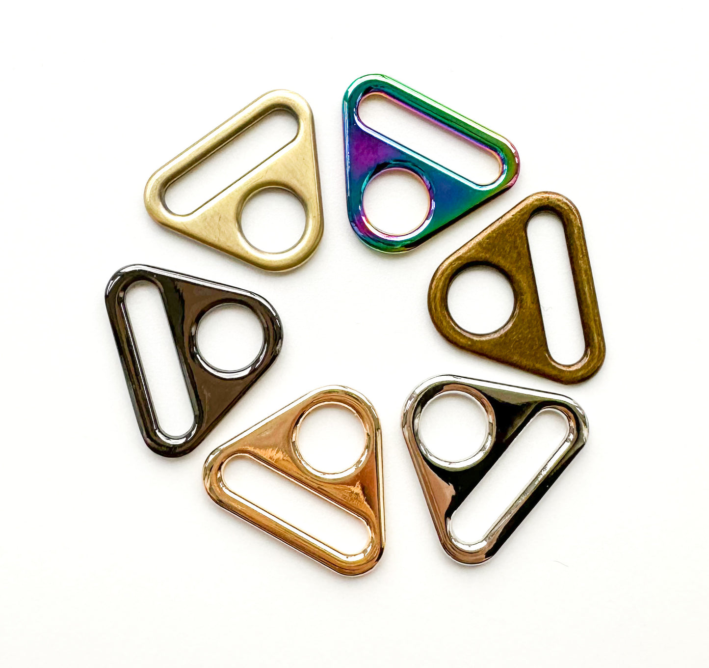 Triangle rings size: 1” (25mm)