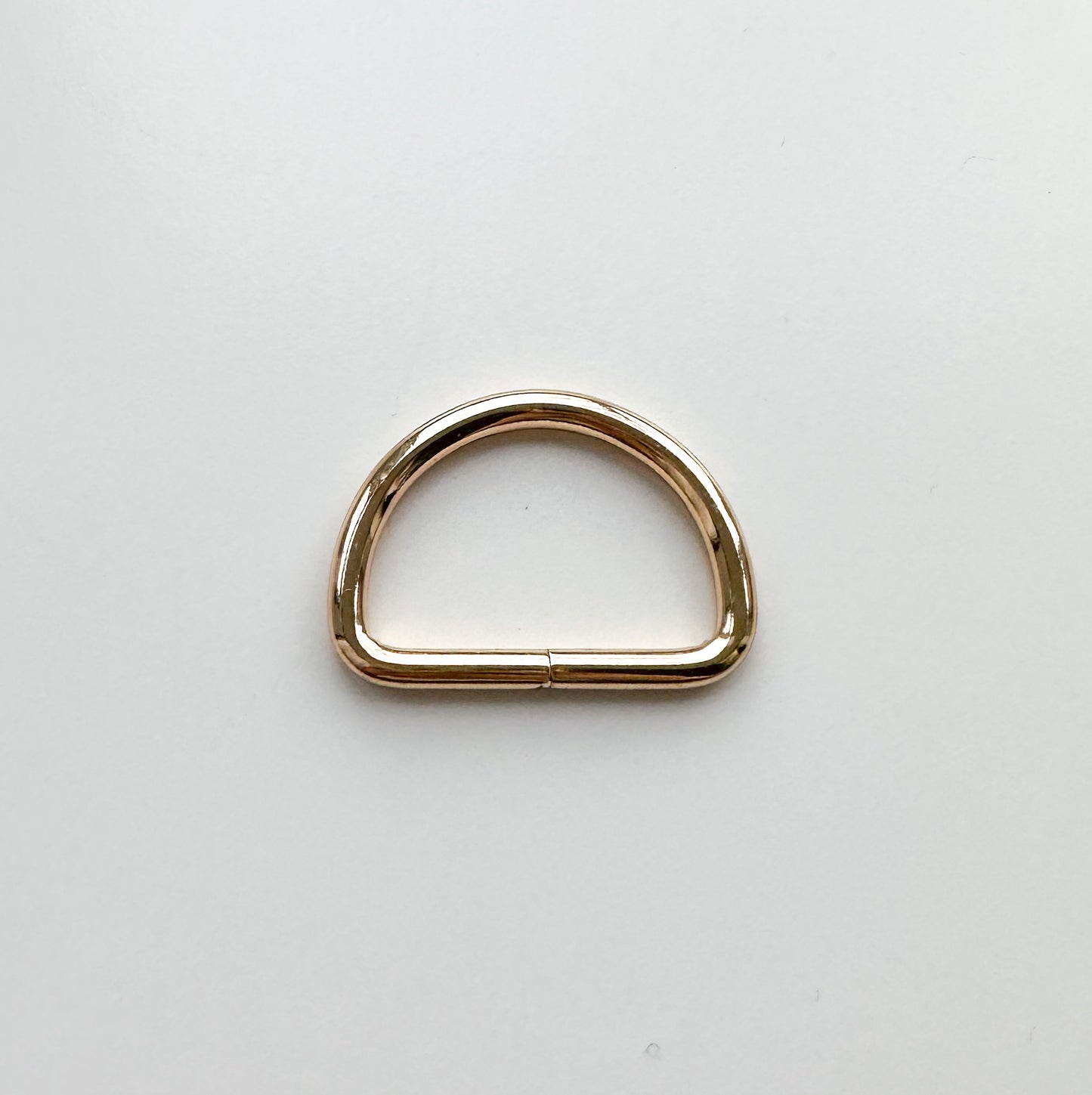 D-ring size: 1.5” (38mm)