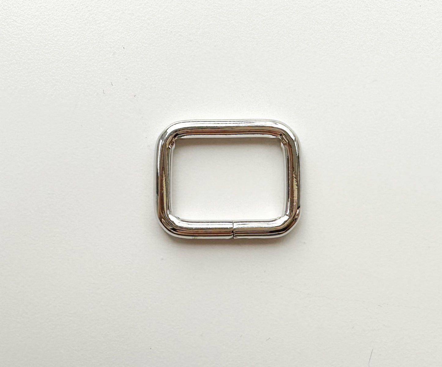 Rectangular rings size: 1” (25mm)