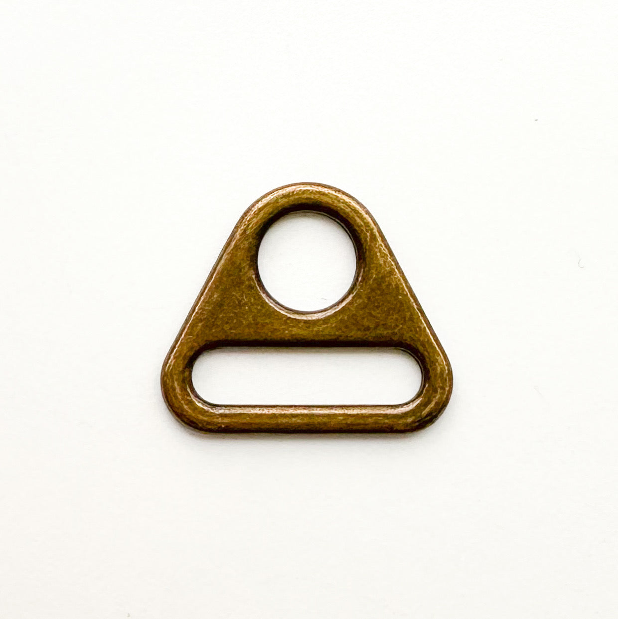 Triangle rings size: 1” (25mm)