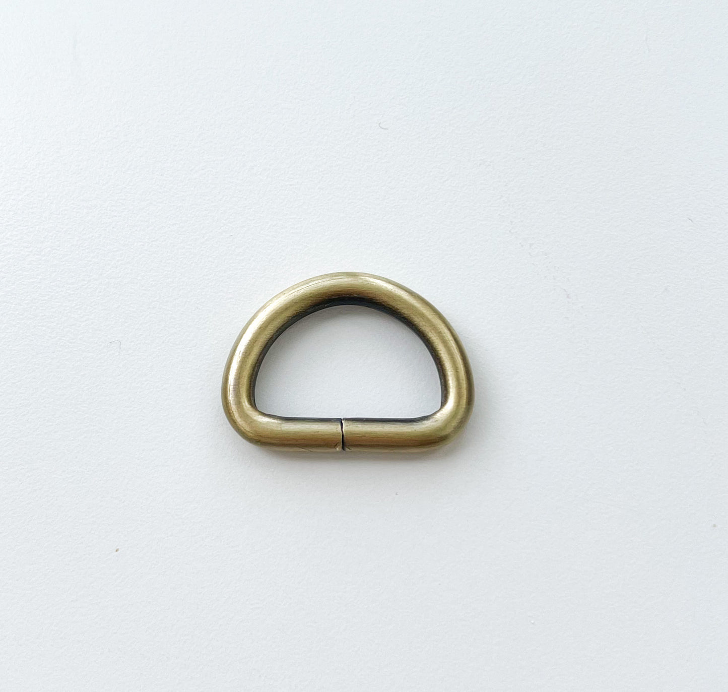 D-ring size: 1” (25mm)