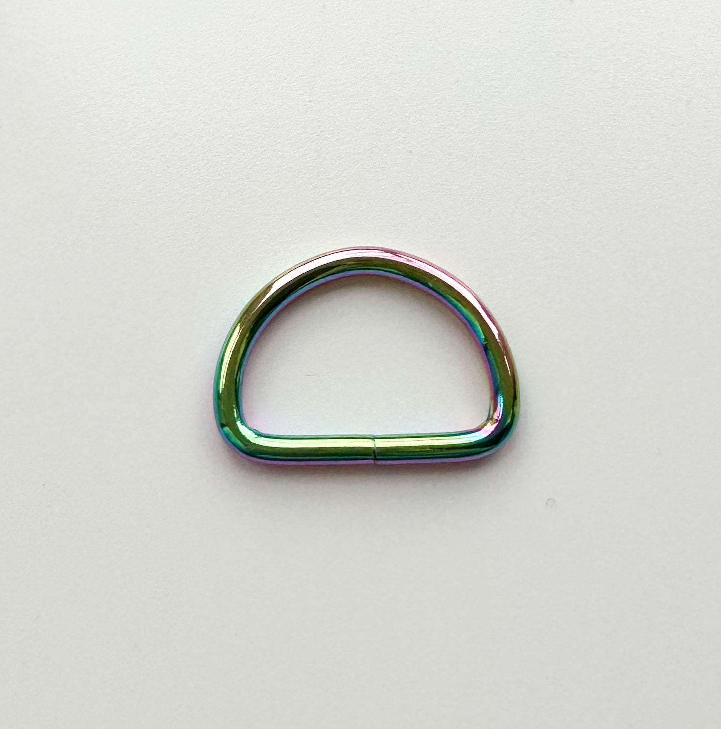 D-ring size: 1.5” (38mm)